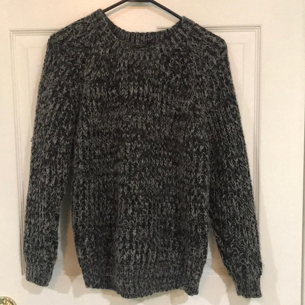 F21 gray sweater